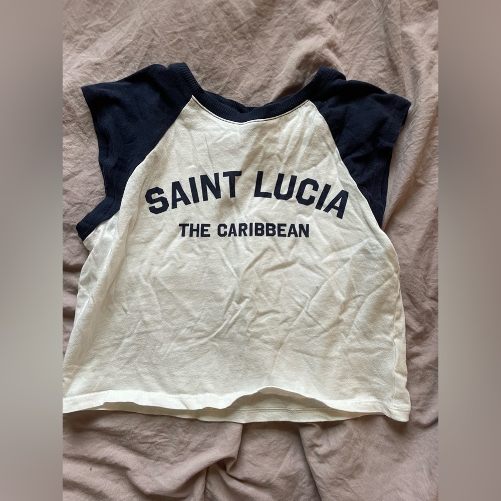 H&M DIVIDED cropped “Saint Lucia” tee.  Fits size XS-S.